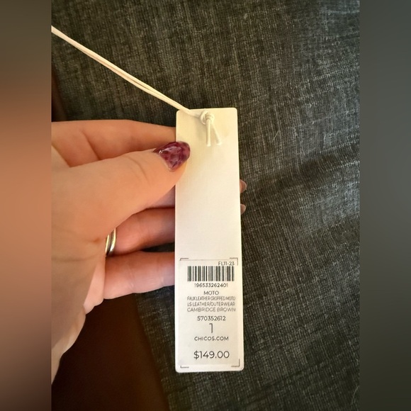 NWT Chico’s moto faux leather cropped jacket in Cambridge brown size 1 - Picture 4 of 7